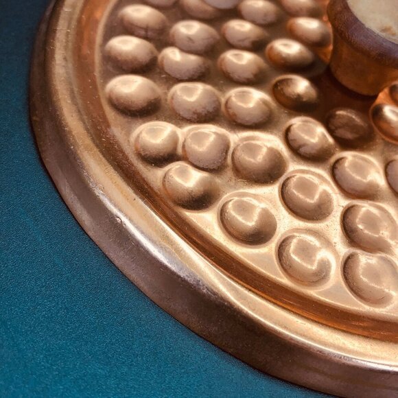 Vintage Hammered Copper Fondue Pot with Lid and Underplate Set MCM Teak Handle - Picture 9 of 10